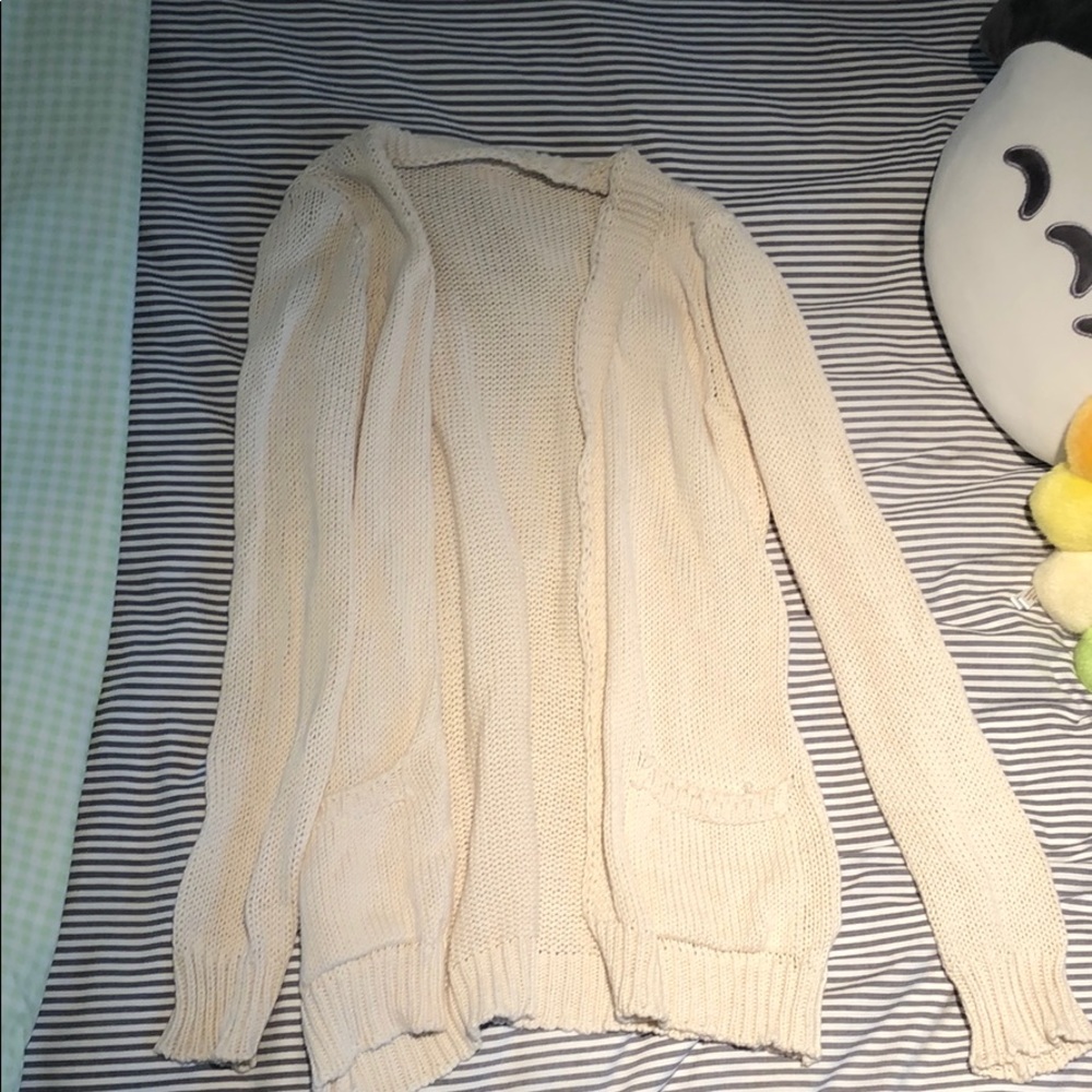 Brandy Melville Knit Cardigan